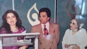 Atiqa Odho Instagram - Looking back to the 90's there were so many great moments in my life. Receiving the best actress award for "DASHT" from NTM from the iconic Madam #NoorJehan & #MoinAkhter. I knew I had arrived. They were such special people and such a special time. 

#AtiqaOdhoProjects
#Actor #Memories #Pakistani #Drama #Awards