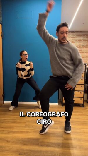 Aurora Leone Instagram - Ciro è anche ex-coreografo 

#sanremo2025 #gaia #chiamoiochiamitu @gaiaofficial @carlos.diaz.gandia