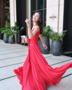 Actress Aviis Zhong HD Photos and Wallpapers March 2025
