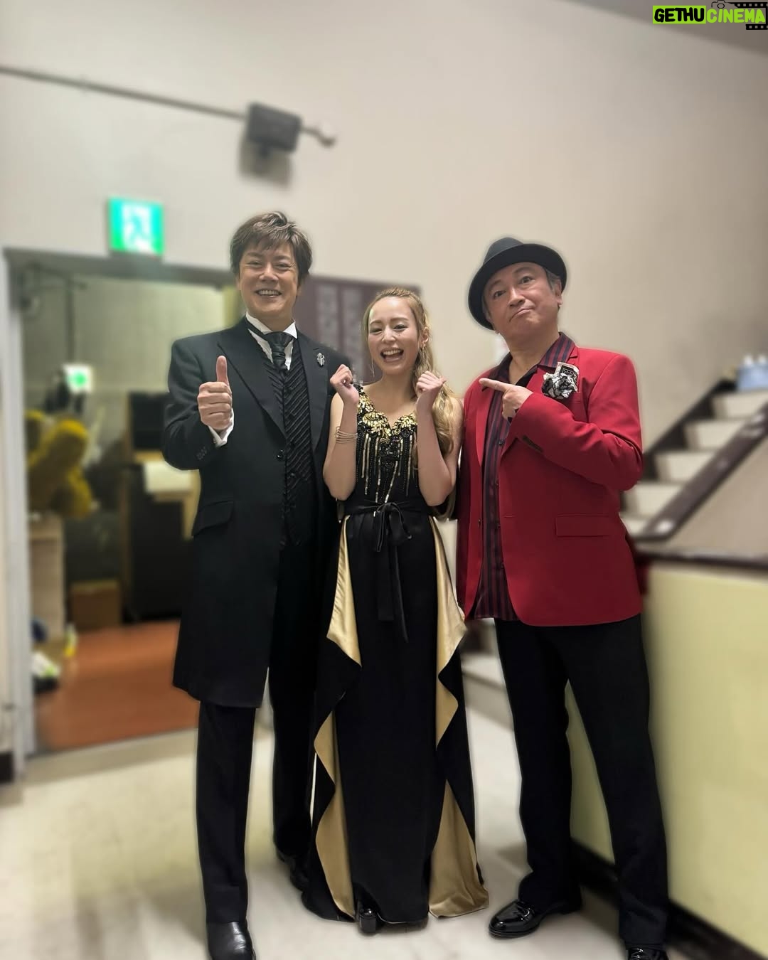 Aya Hirano - 7.5K Likes - 帝国劇場 CONCERT
『THE BEST New HISTORY COMING』
2025.2.14〜2.19
@帝国劇場
レギュラーメンバー&前半チームの皆さん♡
ゲストの皆さん♡と、思い出写真✨✨✨
思い出深い方もいれば、今回初共演の方も。
本当はおひとりおひとりとの思い出を書きたいのですが、
このハッシュタグの多さ……笑。
(初めてハッシュタグの上限を知りました…!)
帝劇が繋いでくれたご縁に感謝です。
作品も音楽も人も、場所も。
ずっと心に刻まれますね。
#井上芳雄
#浦井健治
#小野田龍之介
#甲斐翔真
#佐藤隆紀 (LE VELVETS)
#島田歌穂
#三浦宏規
#宮野真守
#生田絵梨花
#木下晴香
#昆夏美
#涼風真世
#平野綾
#森公美子
#河合篤子
#やまぐちあきこ
#彩花まり
#大月さゆ
#可知寛子
#樺島麻美
#神谷玲花
#輝生かなで
#豊田由佳乃
#原広実
#玲実くれあ
#加藤和樹
#駒田一
#保坂知寿
#松下優也
#山口祐一郎