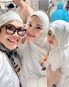 Actress Ayu Ting Ting HD Photos and Wallpapers December 2024