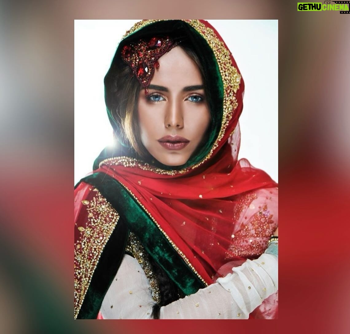 Ayyan - 0.9K Likes - ہم کو مٹا سکے یہ زمانہ میں دم نہیں
ہم سے زمانہ خود ہے زمانے سے ہم نہیں
💫👸🏻✨