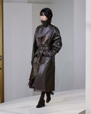 Bae Doona Instagram - Thank you @lemaire_official for having me for 2025FW collection. I enjoyed every moment walking on your runway with your beautiful outfit on. 

#lemaire #lemaire2025FW #르메르