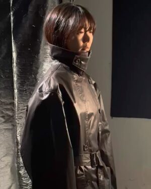 Bae Doona Instagram - Thank you @lemaire_official for having me for 2025FW collection. I enjoyed every moment walking on your runway with your beautiful outfit on. 

#lemaire #lemaire2025FW #르메르