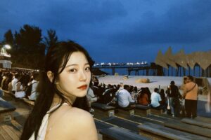 Baek Ji-heon Instagram - 겨울 속 여름