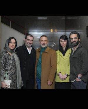 Bahare Kianafshar Instagram - .
ابان و ابانی ها در 
حضور در ایین رونمایی از پلتفرم شیدا
در تالار وحدت 

‏@sheyda.vod 
.
عکس سروش منوچهری
.
@soroushmn_ 
.
لباس غزاله عطاپور
.
‏@daphne.iran 
.
میکاپ سالومه زرندی نیا
.
‏@makeupbysaloume 
.
اکسسوری نینا سعید
.
‏@noungold
.
#سریال #سریال_آبان #پلتفرم_شیدا #شیدا #ایران #سریال_ایرانی #بهاره_کیان_افشار #irania #iraniannactress #iranian_photography #photography #iranianwomen #baharekianafshar #2025