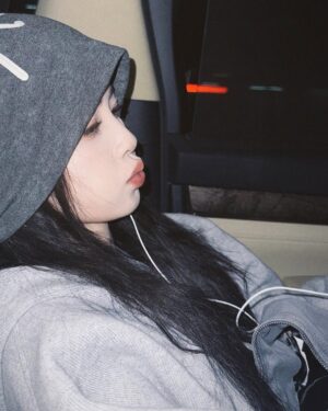 Bai Lu Instagram - 🎇