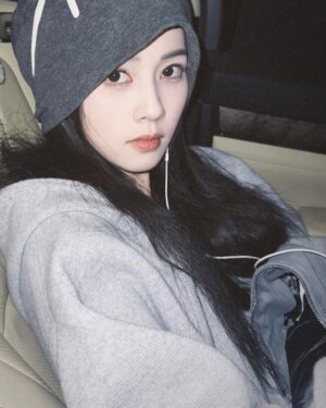 Bai Lu Instagram - 🎇