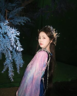 Bai Lu Instagram - 假如你舍一滴泪