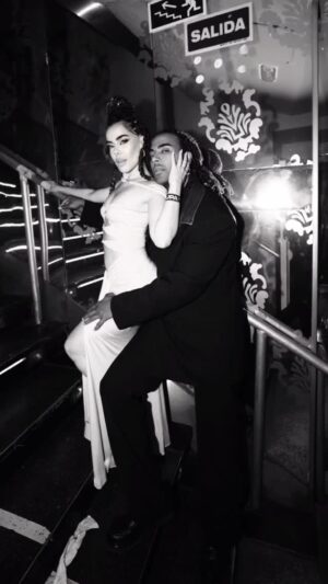 Beatriz Luengo Instagram - FELIZ DÍA DE #sanvalentin amor 😍@beatrizluengo SOLTAMOS ESTA CANCIÓN PRINCESA 🙈😘😘