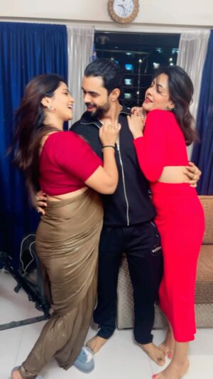 Bharti Jha Instagram - Tune Dil Ko Churaya..♥️❣️
#bhartijha #luckysaini #ranipari #dance #bollywood