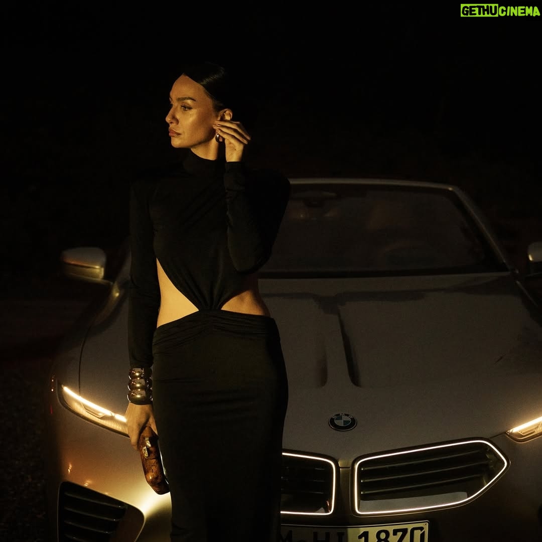 Birce Akalay - 174K Likes - Turning dreams into reality. The BMW Skytop, once a vision car, is now a breathtaking masterpiece of exclusivity, craftsmanship, and performance. I’m thrilled to be part of this journey as BMW brings this limited edition beauty to life. With only 50 ever made, the Skytop has found its exclusive owners – proof of its irresistible appeal.
#BMWSkytop #BMW
#ad #işbirliği