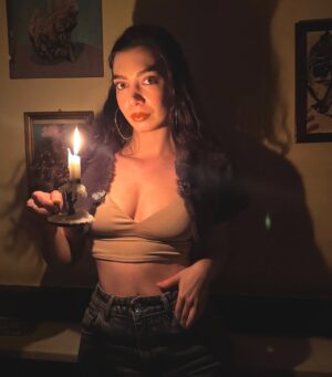 Birsu Demir Instagram - 🕯️ portrait of a lady on fire