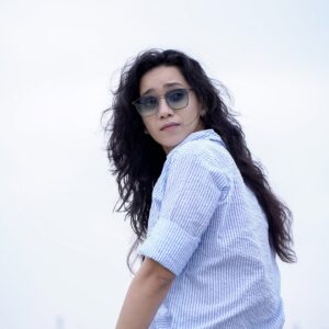 Black Sheep Deepthi Instagram - Pesky Blinder:D

Concept and shot by: @boosgraphy 
Ideas : @maurish_dass_