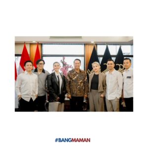 Bunga Citra Lestari Instagram - "Hari ini, saya berkesempatan menerima tamu spesial di ruangan saya! @arielnoah @agnezmo @kuntoajiw @armandmaulana04 @itsmebcl @raffinagita1717 , teman-teman musisi hebat yang datang untuk berdiskusi tentang hak cipta musik. Kami juga berbagi cerita dan tertawa bersama saat makan siang. Terima kasih atas kehadiran kalian! Semoga diskusi kita hari ini dapat membawa perubahan positif bagi industri musik Indonesia. #HakCiptaMusik #IndustriMusikIndonesia #MenteriHukum"