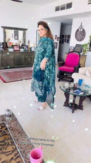 Bushra Ansari Instagram - Loved the gift Jessica Anthony . Thaaanksss