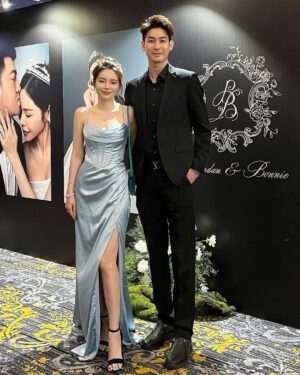 Candy Ice Instagram - Congratulations to 🕊️💕🕊️
@brendanyuen27 @bon_bonnie 
Wish you both 白头偕老

gown from @voguelease_gown