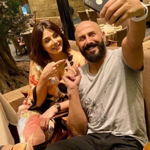 Caresse Bashar Instagram - 🙃 بعد زماااااان.... بس كأنو مبارح 

 
  كل الحب 💫

#كاريس_بشار #قصي_خولي #karessbashar #دبي #dubai