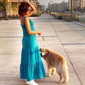 Caresse Bashar Instagram - أول كلب بحياتي ☺️

  كل الحب 💫

  #كاريس_بشار #دبي #dubai  #karessbashar