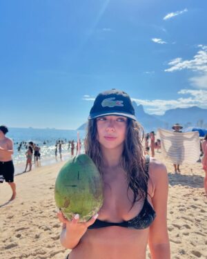 Carmen Arrufat Instagram - 🌀🌊🥥🧚