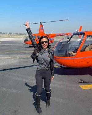 Cat Ce Instagram - What a great experience to fly helicopter 🚁 today #flyingrogue 👍they say if you can drive, you can fly, surely feels like it. I always want to fly high ❤️The view truly is a dream 🙌thanks for a fun experience, more to come… #helicopterpilot #helicopterlife 💜always take the high road, cause the sky is spectacular