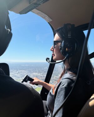 Cat Ce Instagram - What a great experience to fly helicopter 🚁 today #flyingrogue 👍they say if you can drive, you can fly, surely feels like it. I always want to fly high ❤️The view truly is a dream 🙌thanks for a fun experience, more to come… #helicopterpilot #helicopterlife 💜always take the high road, cause the sky is spectacular