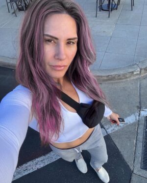 Cat Zingano Instagram - Choose your fighter 🥊 
1,2,3, or 4

One of my favorite accomplishments was being in a video game 🥰

Did you ever play as me? I heard I had some sick special powers. 😏