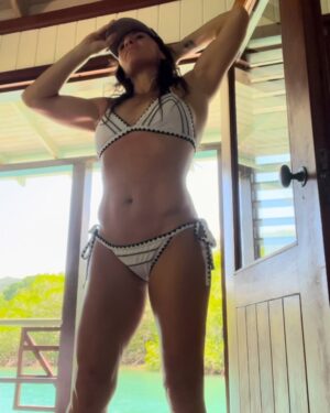 Cat Zingano Instagram - “Never miss a good chance to say nothing” 💫

#vibes #levelup #athlete