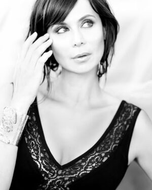 Catherine Bell Instagram - Such a fun shoot with @michaeldoven way back when!! The suit/slick hair/mustache was an home to a Herb Ritts/Michelle Pfeiffer shoot 🖤🤍