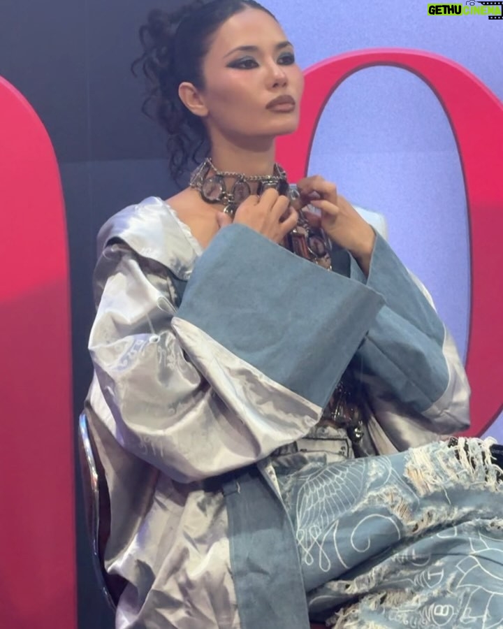Chalita Suansane - 66.4K Likes - สาธุ99 ซีซั่นนี้ผีดุเลยต้องพกพระมาด้วยคืนนี้เจอกัน!!🫢🙄
#นางร้ายไทยแลนด์ss2
#queenmasternamtan