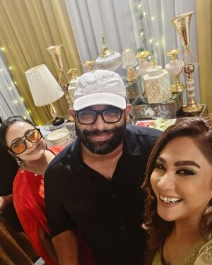 Chandrayee Ghosh Instagram - এক দারুন সন্ধ্যে উপহার দেওয়ার জন্য অনেক ধন্যবাদ স্টার জলসা ! 💫❣️
.
.
.
#স্টারজলসা #StarJalsha #AwardNight 
#StarJalsaParivarAwar2025 #SJPA2025 #স্টারজলসাপরিবারআওয়ার্ড2025 #RangamotiTirandaj #tvserial #instaupdate #CarouselPost #Explore #Instagram #ChandreyeeGhosh #Official_Chandreyee_Ghosh 
[Star Jalsha Parivaar Award, Award Night, Jalsha Parivaar, Award Night, Stay Tuned, Keep an eye on Star Jalsha, Explore, Instagram, Chandreyee Ghosh]