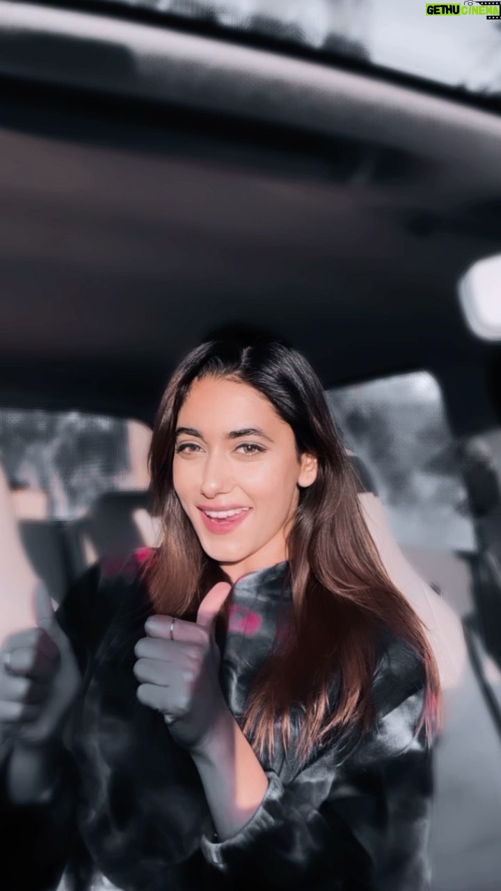 Charvi Tanya Dutta - 3.9K Likes - 