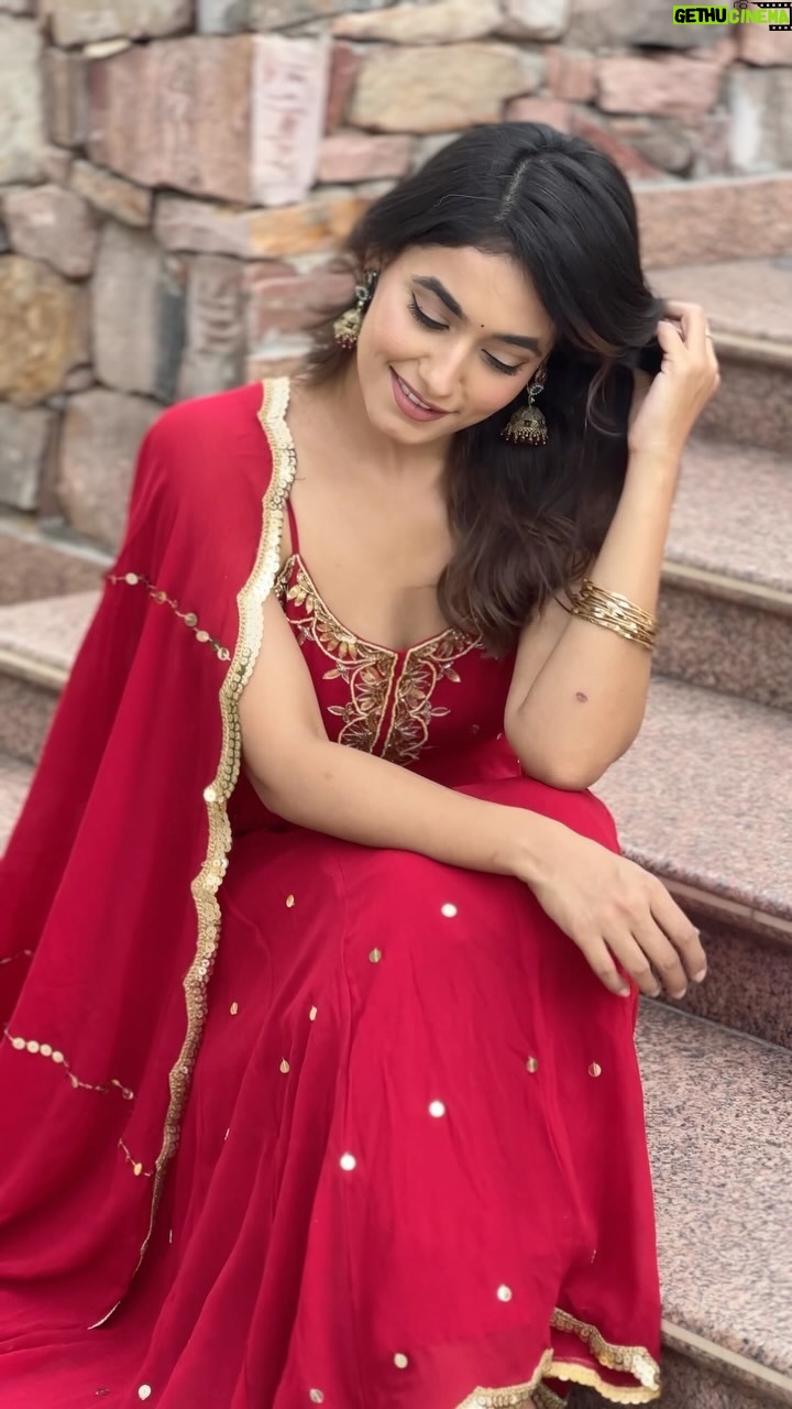 Charvi Tanya Dutta - 2.4K Likes - 