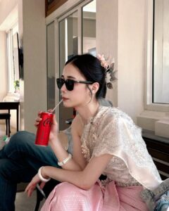 Actress Chien Hung HD Photos and Wallpapers February 2025