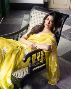 Actress Chitrangada Singh HD Photos and Wallpapers March 2025