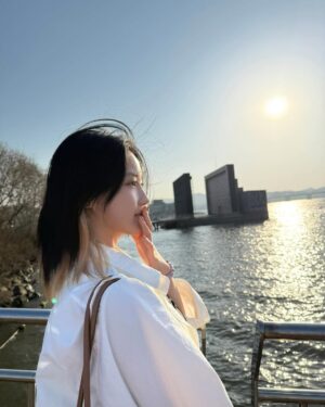 Chun Young-min Instagram - ˚٠.☘︎ ݁˚ ༘ ೀ⋆𓃹˚𖡼𖤣𖥧☘︎᠃ ⚘𖥧𖤣𖥧 𖧷₊˚˖𓍢ִ.