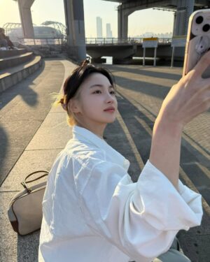 Chun Young-min Instagram - ˚٠.☘︎ ݁˚ ༘ ೀ⋆𓃹˚𖡼𖤣𖥧☘︎᠃ ⚘𖥧𖤣𖥧 𖧷₊˚˖𓍢ִ.