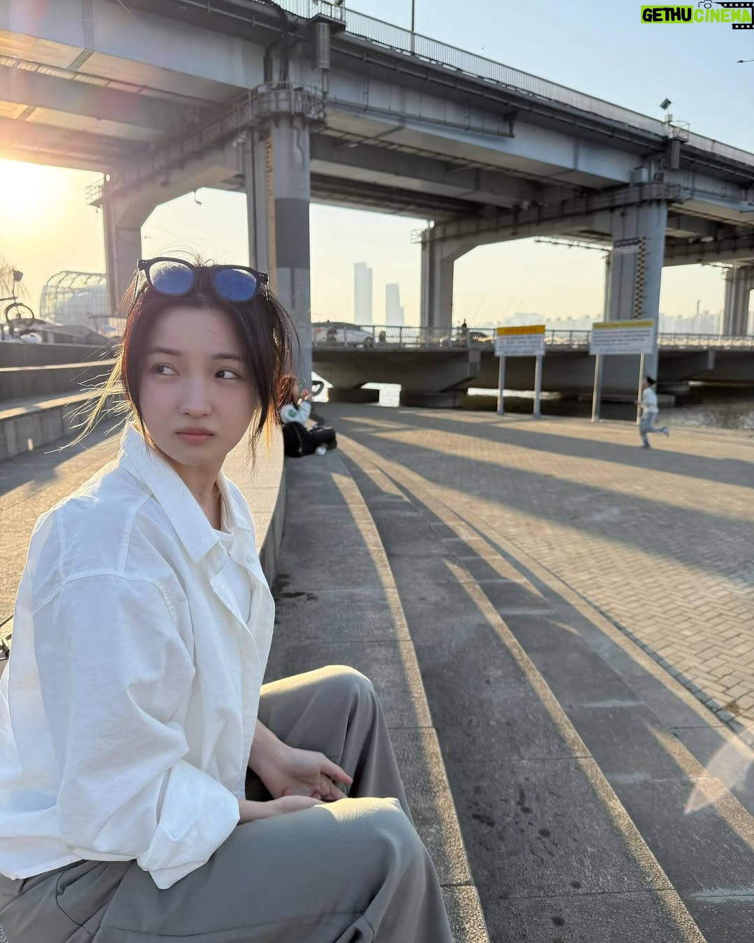 Chun Young-min - 14.6K Likes - ˚٠.☘︎ ݁˚ ༘ ೀ⋆𓃹˚𖡼𖤣𖥧☘︎᠃ ⚘𖥧𖤣𖥧 𖧷₊˚˖𓍢ִ.