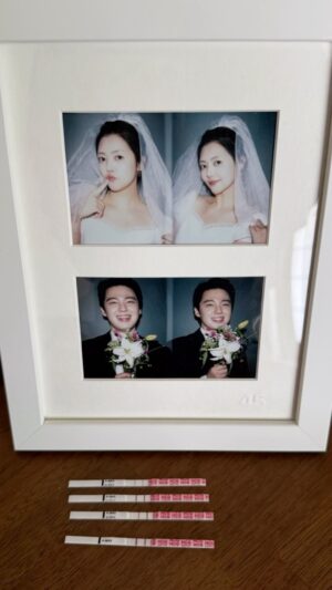 Chung Yoon-hye Instagram - 안녕하세요 윤혜에요 ^^ 오랜만에 소식을 전하네요! (한동안 소식이 뜸했죠?) 
영상 보신분들도 계시겠지만 여러분, 제가 엄마가 되었답니다^^ 무려 허니문 베이비.. !!
저희 부부 둘 다 처음엔 너무 조심스러워서 20주가 된 오늘에서야 소식을 전하네요
앞으로 엄마아빠 육아 선배님들께 팁들을 배우며 많은 분들과 함께 다가올 시간들을 공유하고 싶어요❤️
24년 결혼과 함께 둘에서 셋으로 된 저희 가족
너무 감사한 일로 가득하고 다 응원해주신 여러분들 덕분이라고 생각해요 :-)
늘 감사드리며 우리 모두 행복하자구요!!
아참, 아가 태명은 찰떡이랍니다 🍼
이모 삼촌들 우리 7월에 만나요👋

자세한 이야기는 YouTube 윤혜채널에서 만나용❤️
#임신 #vlog #뱀띠맘