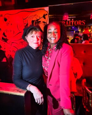 Cirie Fields Instagram - Eyes closed in full fan girl mode over Thee @susansarandon 🥰😍😍 @clubcumming  Traitors Finale viewing!!