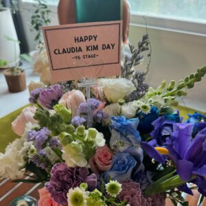 Claudia Kim Instagram - Will be having cake for breakfast for a while.. 생일 축하 해주셔서 정말 감사해요! 행복 …🫶🏻

Love, C