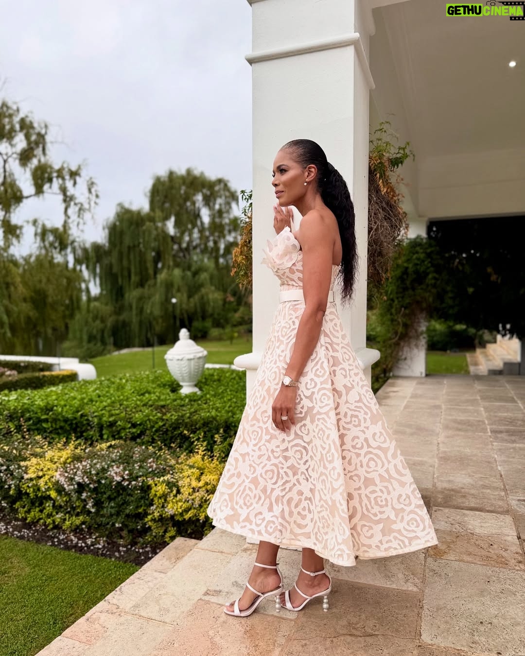 Connie Ferguson - 135.5K Likes - Somewhere…💍❤️
👗 @gertjohancoetzee