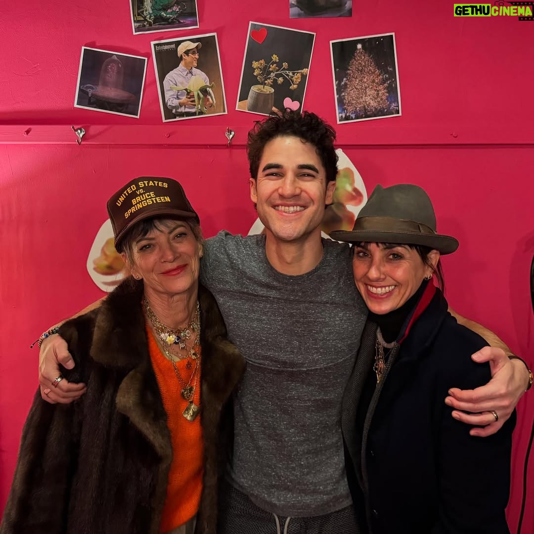 Constance Zimmer - 1.7K Likes - How much I ā¤ļø NY just grows deeper every time Iām here. Seeing snow, seeing my incredibly talented friend @darrencriss in such a beautiful and extraordinary Broadway show @maybehappyending, getting to work and play with my friends here too, is a such a gift! #fabulousfriday #grateful