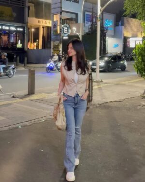 Cut Tari Instagram - Hello October ! 

📸 by my❤️ @sydneyazkassya