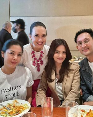 Cut Tari Instagram - Congratulations @itsmebcl @officialpilarez @irawbw @falconpictures_ and all cast and crew for ‘Pasutri Gaje’ movie premiere. Such an entertaining movie! Wish the movie gonna be a big hit!. ✨