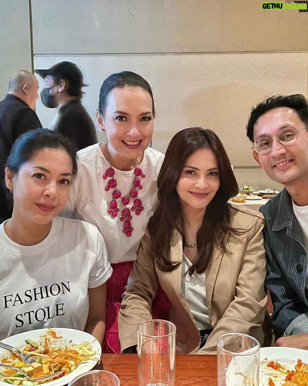 Cut Tari - 50.6K Likes - Congratulations @itsmebcl @officialpilarez @irawbw @falconpictures_ and all cast and crew for ‘Pasutri Gaje’ movie premiere. Such an entertaining movie! Wish the movie gonna be a big hit!. ✨