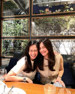 Cut Tari Instagram - Sefrekuensi. Sevisi. Setipe. Sekian. 🫶🏻