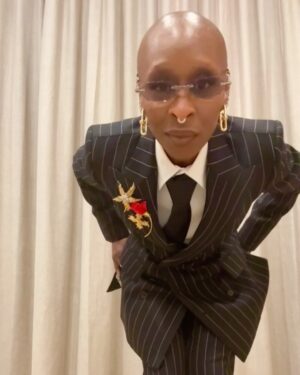 Cynthia Erivo Instagram - “Call me daddy 😏”
Thank you @naacpimageawards @naacp 
🕊️