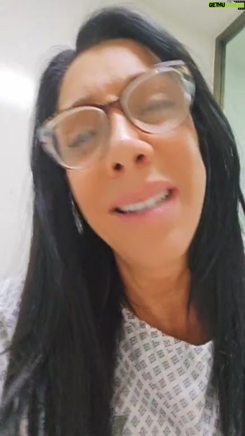 Cynthia Klitbo - 8.3K Likes - Toda la aventura de la morrrrdidaaaa de la arañotaaaaaaaaa
#araña #veneno #ponzoña