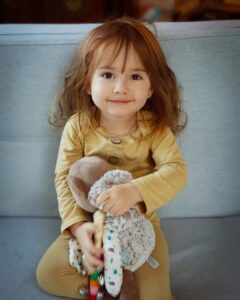 Actress Dana Rogoz HD Photos and Wallpapers March 2025